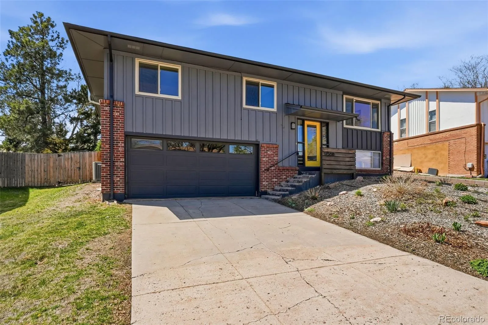 12558 W Arizona Place Lakewood CO 80228 MLS #REC2418178 05182026182650 1600 3