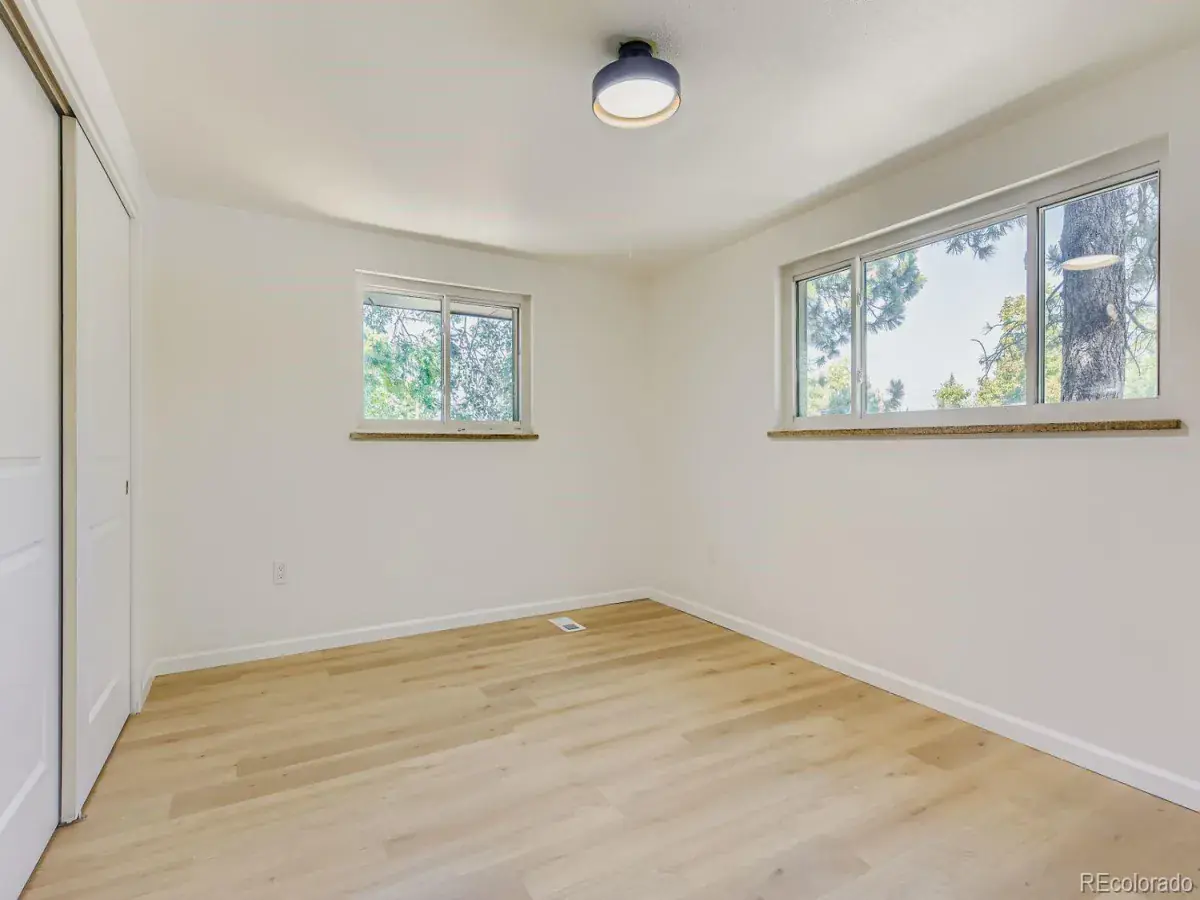 08232025035249 1200 12