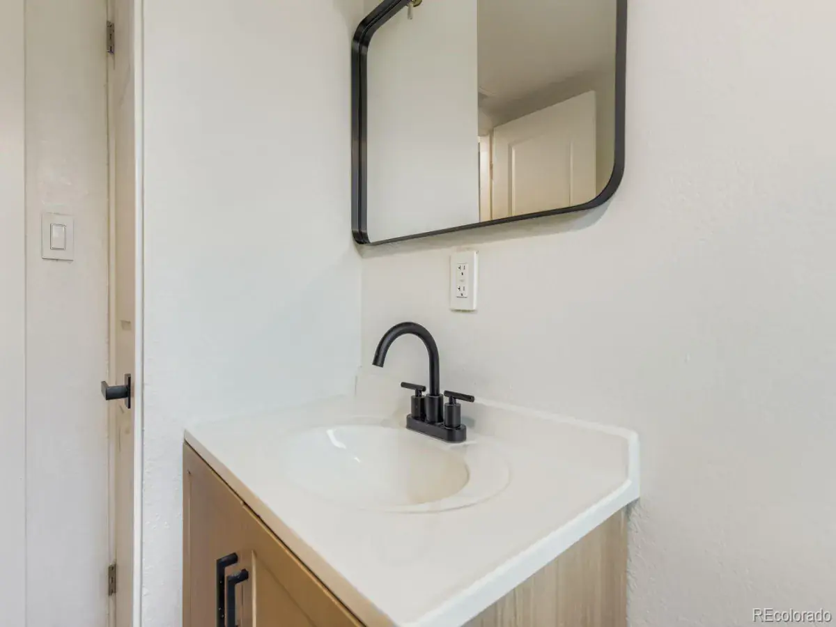 08232025035249 1200 21