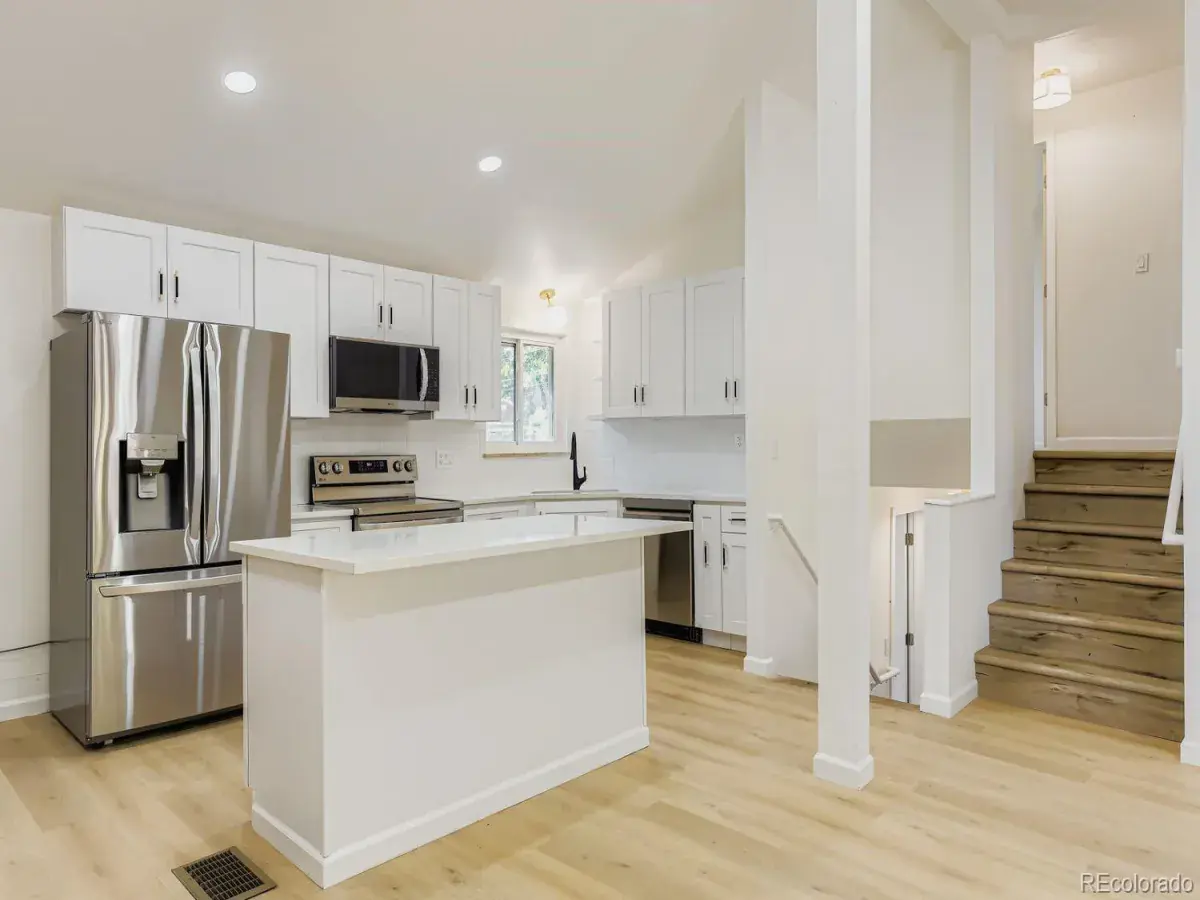 08232025035249 1200 8