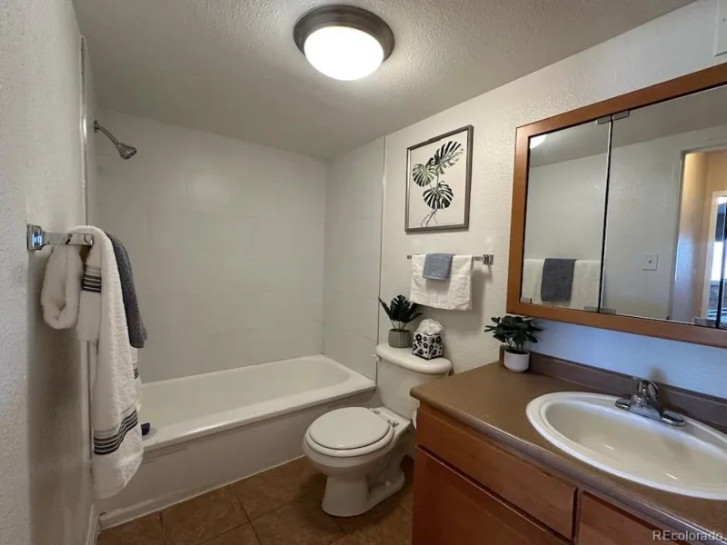 1196 N Grant Street #407 Denver CO 80203 MLS #REC2421539 06092026024917 800 11