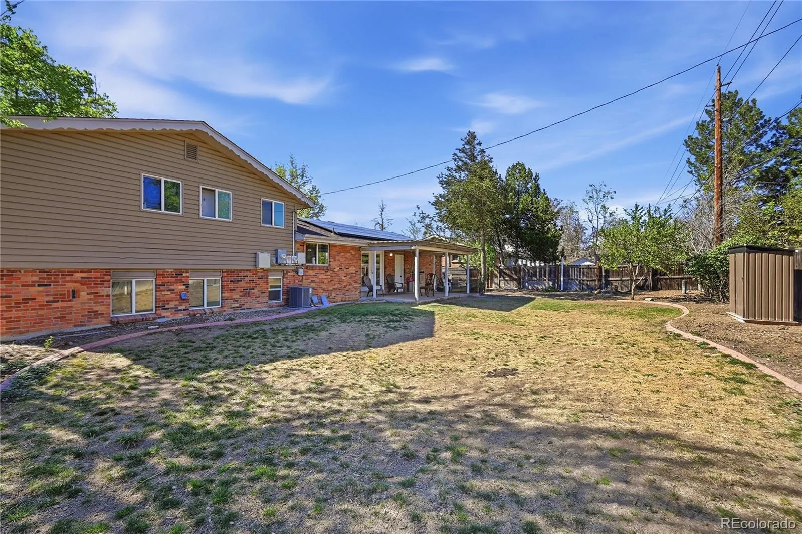 994 S Victor Way Aurora CO 80012 MLS #REC2421588 04172026140945 1600 24