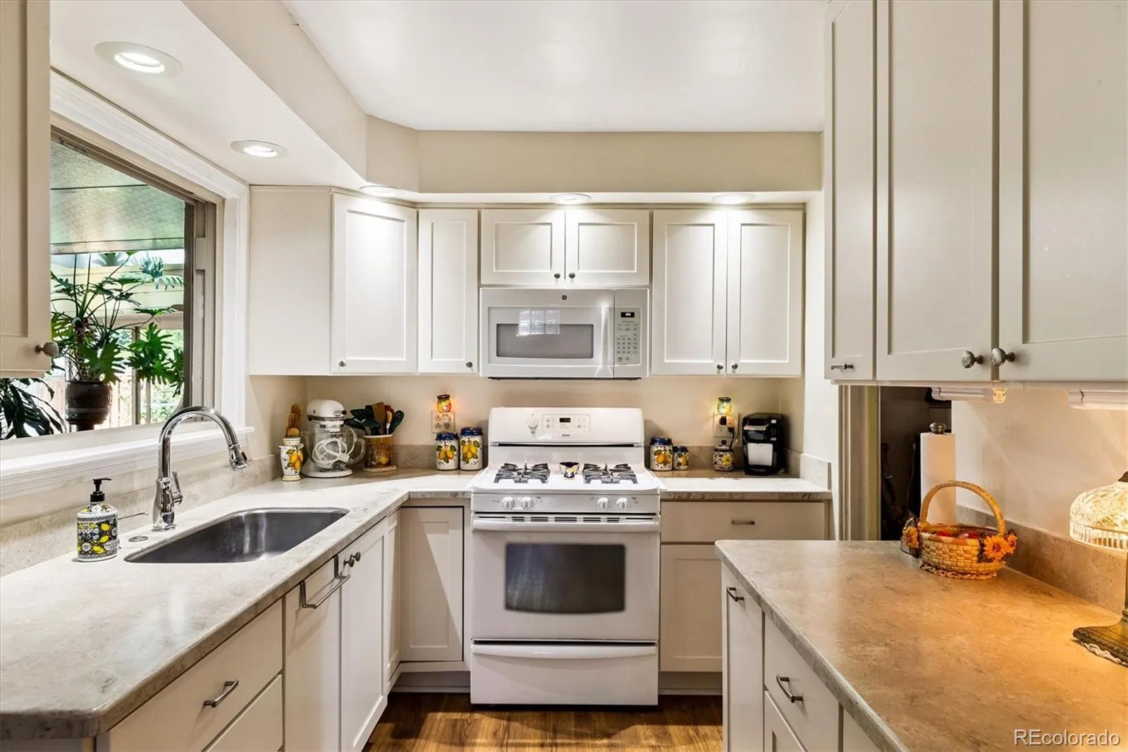 04152026165311 1600 8