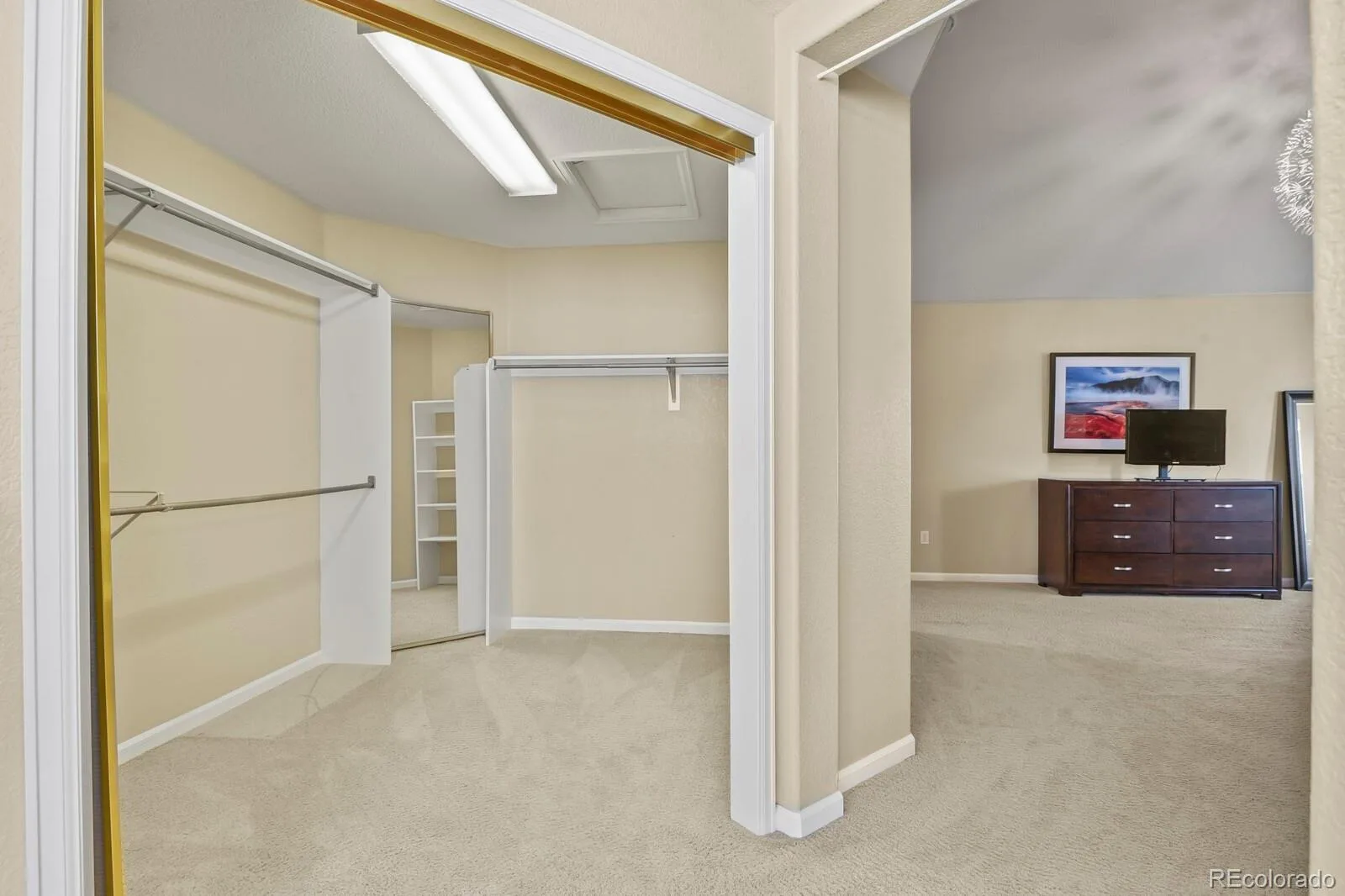 18093 E Alamo Drive Centennial CO 80015 | MLS #REC2423506 09222026222424 1600 30