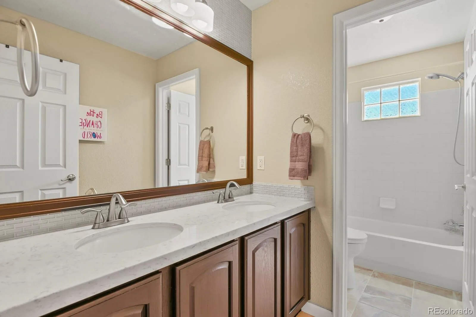 18093 E Alamo Drive Centennial CO 80015 | MLS #REC2423506 09222026222424 1600 34