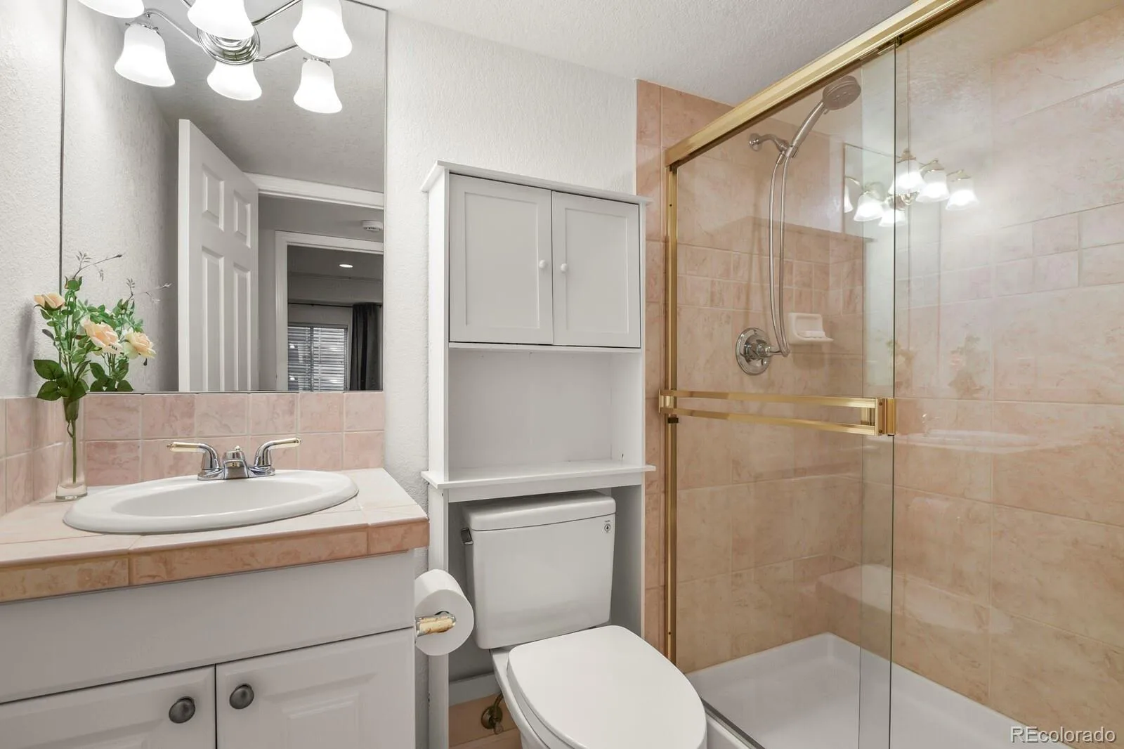 18093 E Alamo Drive Centennial CO 80015 | MLS #REC2423506 09222026222424 1600 40