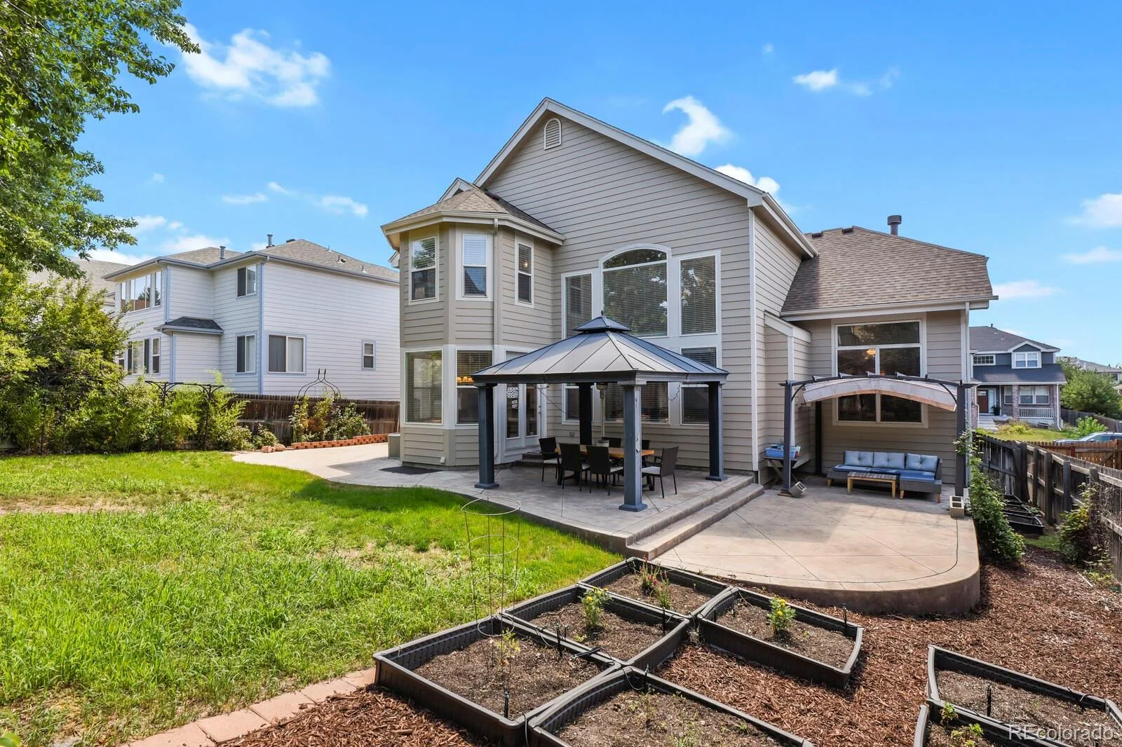 18093 E Alamo Drive Centennial CO 80015 | MLS #REC2423506 09222026222424 1600 44
