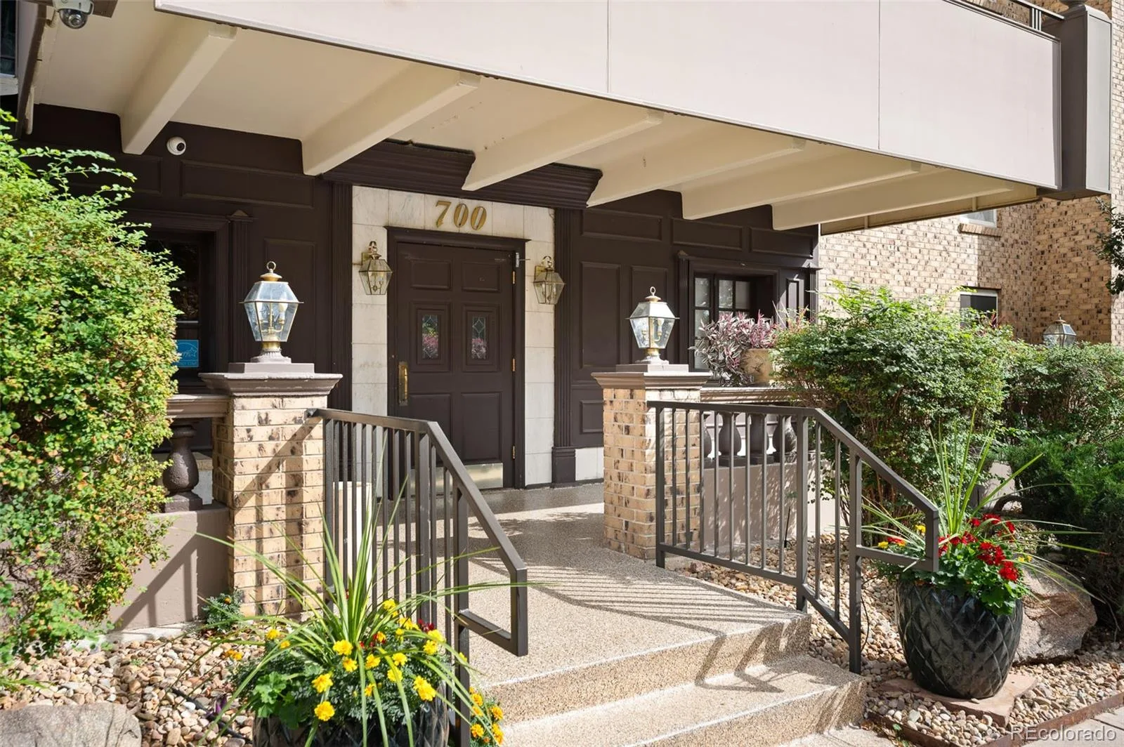 700 N Washington Street #305 Denver CO 80203 | MLS #REC2423539 10022026212802 1600 19