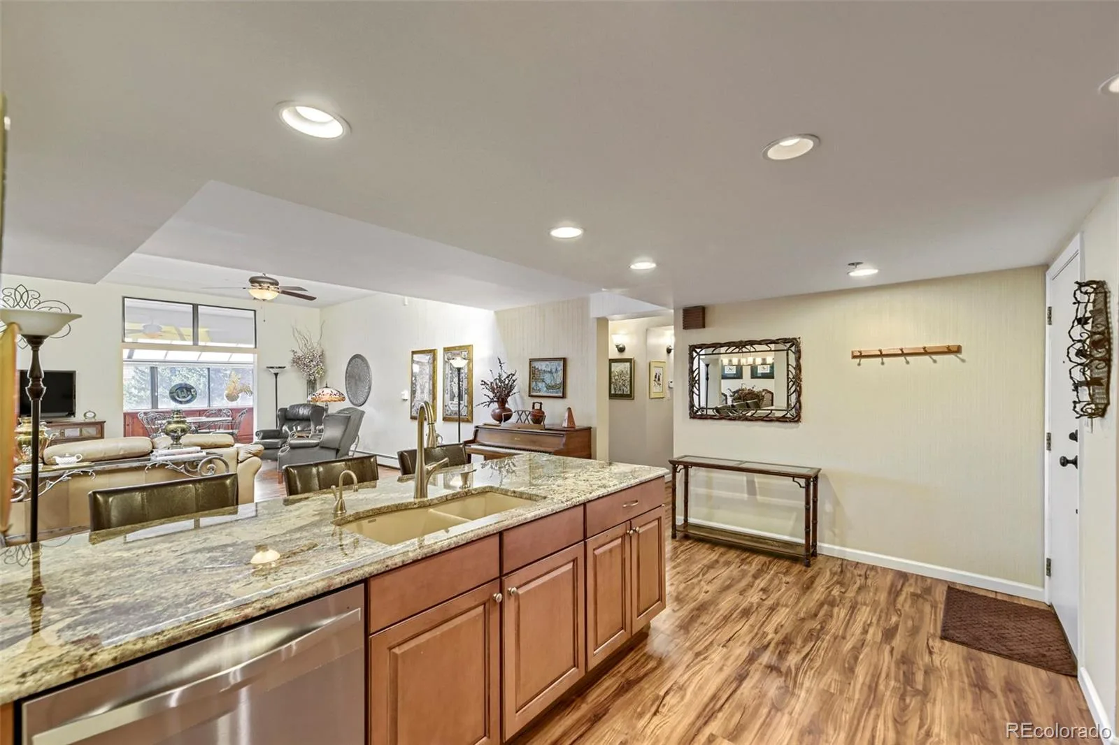 7000 E Quincy Avenue #414 Denver CO 80237 | MLS #REC2424524 09212026192740 1600 10