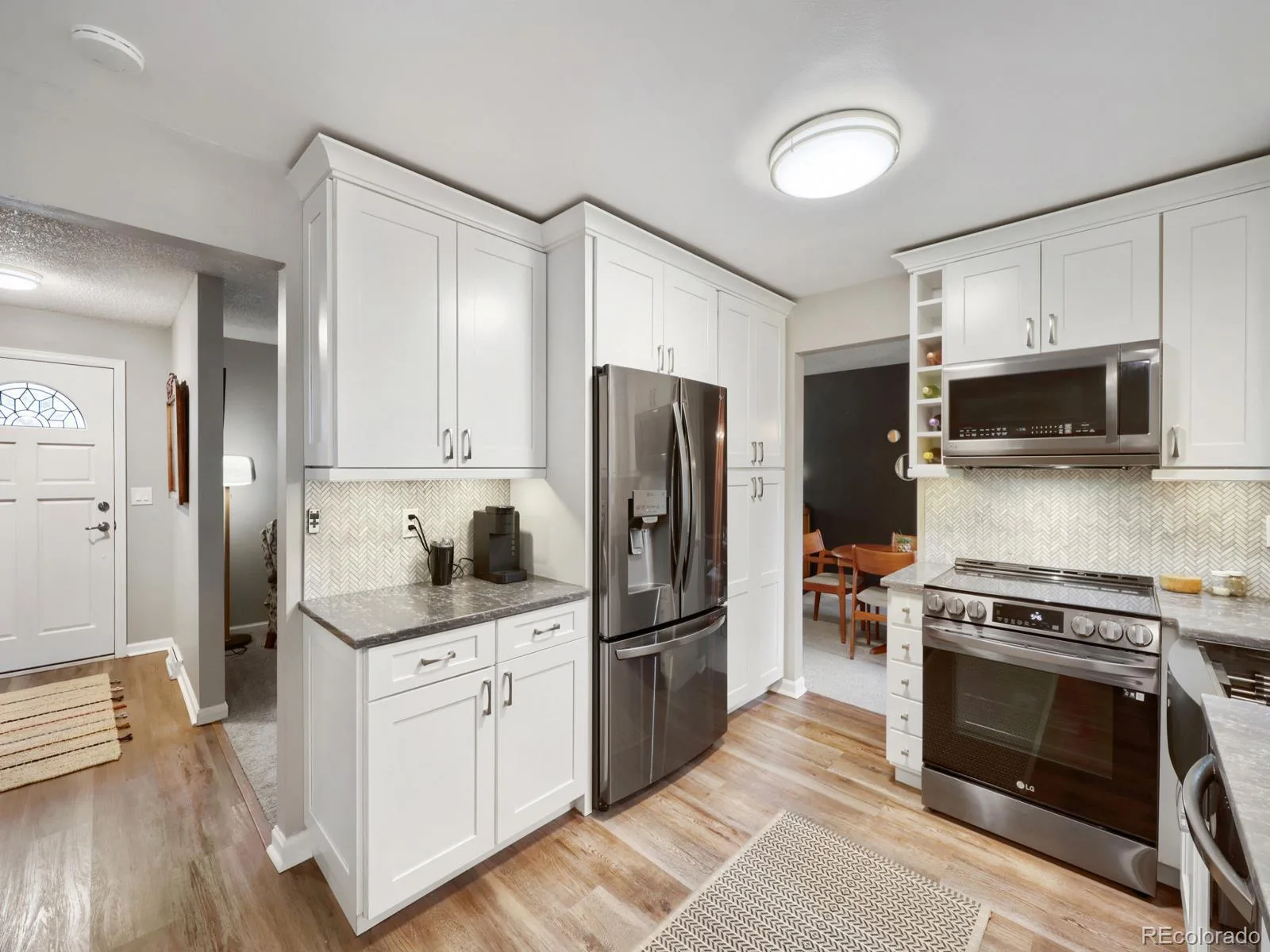 9093 W Warren Drive Lakewood CO 80227 | MLS #REC2426460 08282026105521 1600 10
