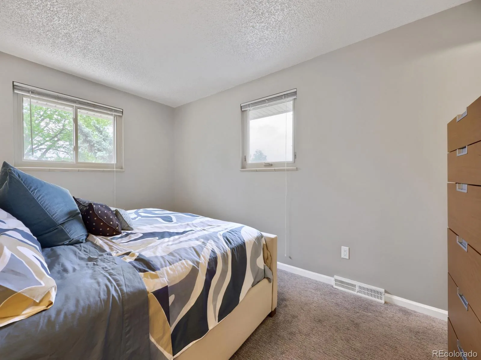 9093 W Warren Drive Lakewood CO 80227 | MLS #REC2426460 08282026105521 1600 15