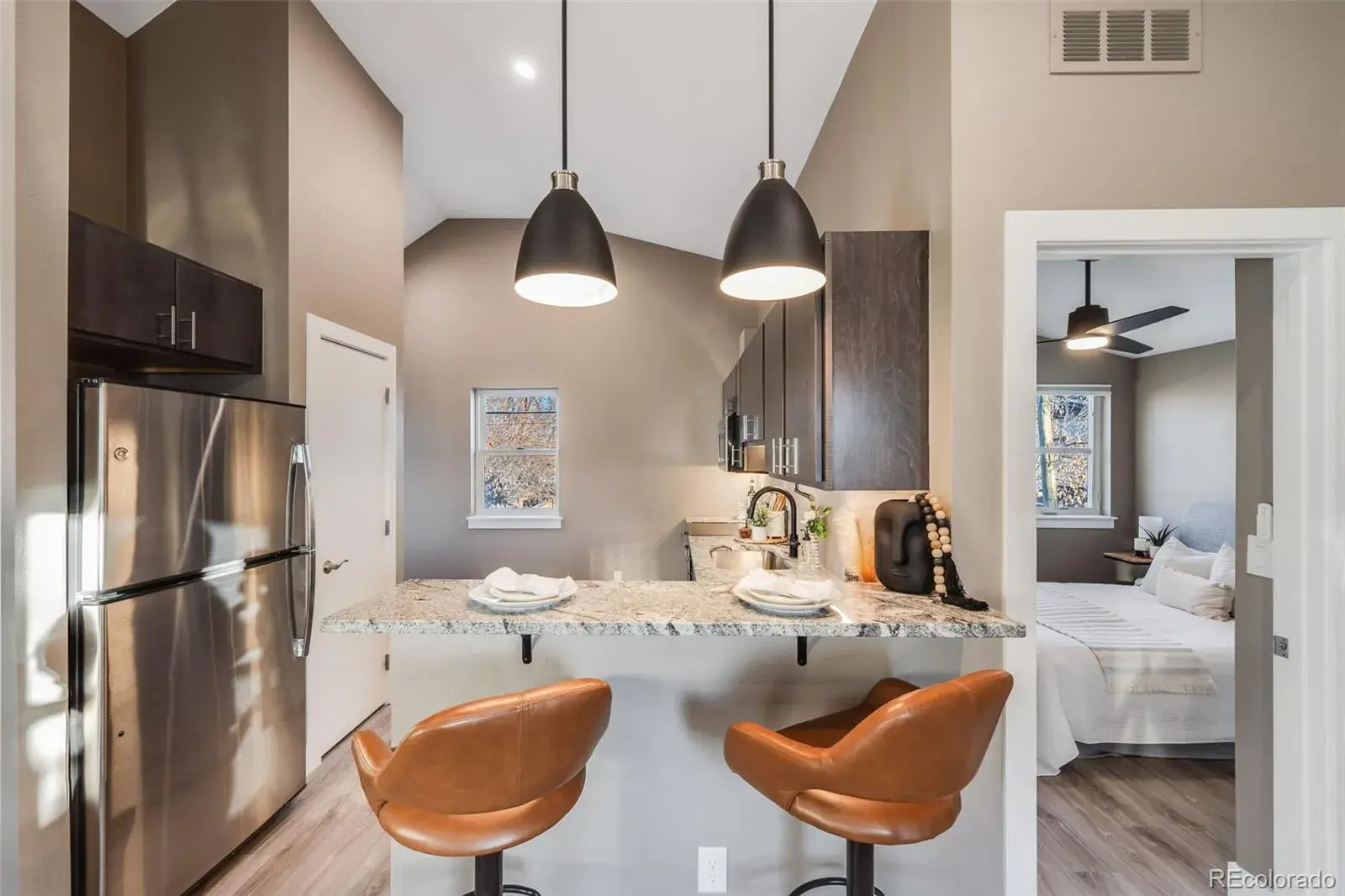 3880 Sheridan Boulevard Denver CO 80212 MLS #REC2427459 02062026211658 1600 33