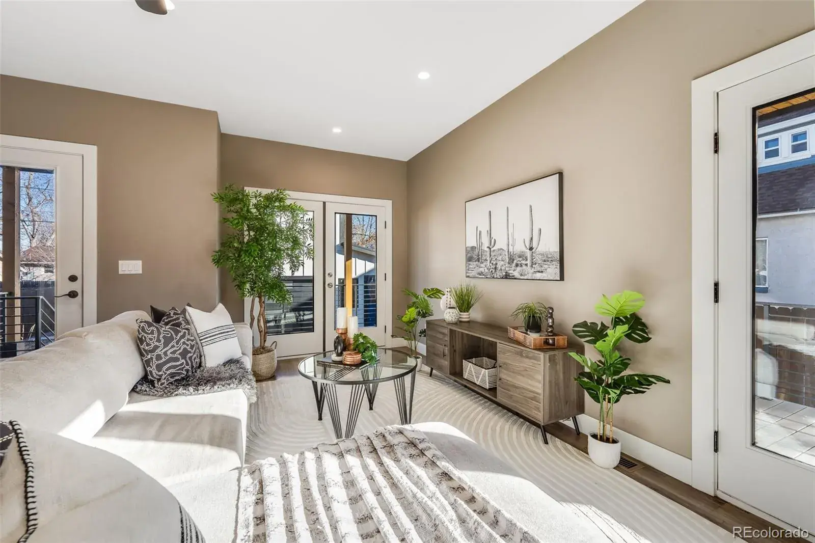 3880 Sheridan Boulevard Denver CO 80212 MLS #REC2427459 02062026211658 1600 4