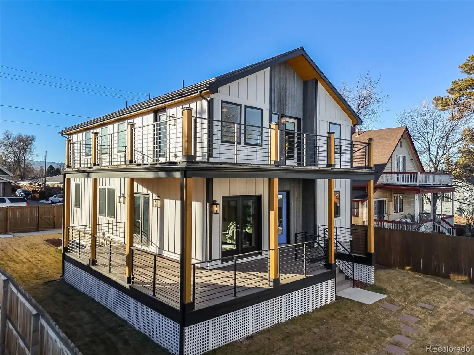 3880 Sheridan Boulevard Denver CO 80212 MLS #REC2427459 02062026211658 1600 44
