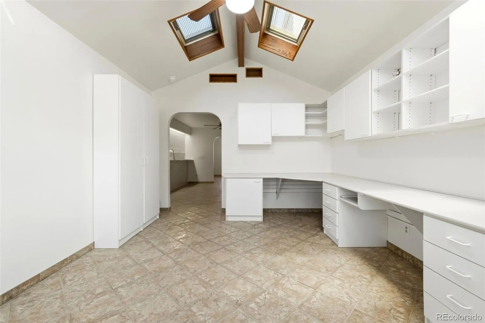 61 Scott S Drive Broomfield CO 80020 MLS #REC2431298 05102026023239 1600 18