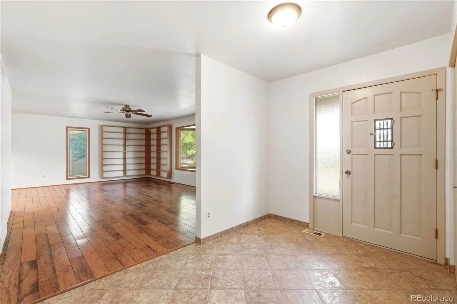61 Scott S Drive Broomfield CO 80020 MLS #REC2431298 05102026023239 1600 3