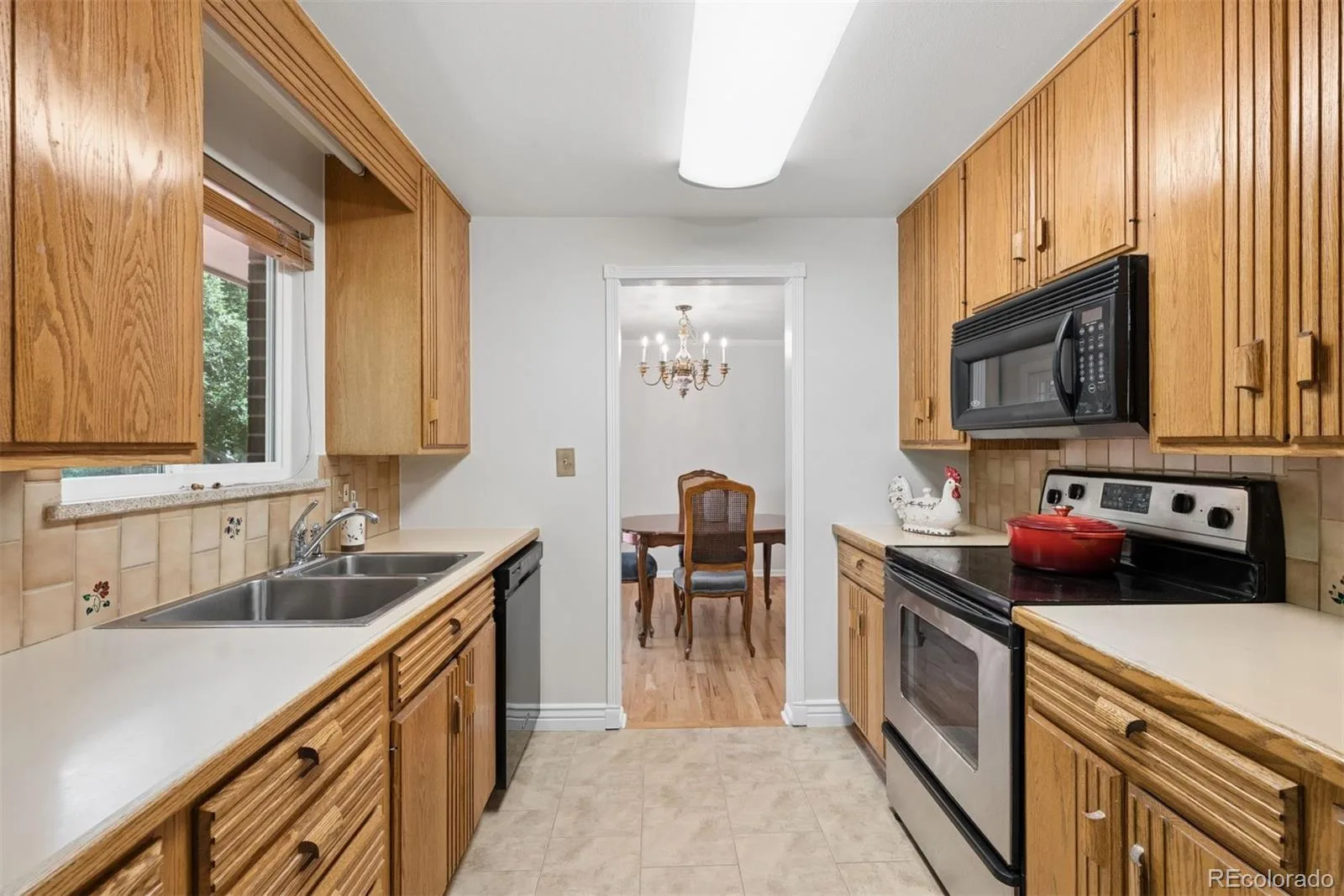 6256 S Cook Street Centennial CO 80121 | MLS #REC2431645 08232026182606 1600 14