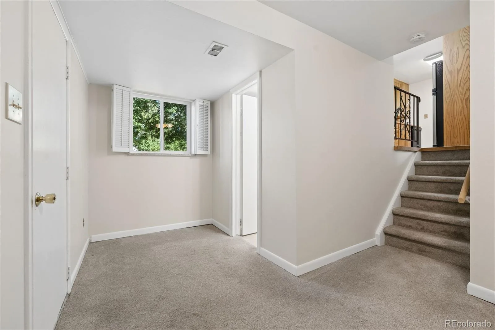 6256 S Cook Street Centennial CO 80121 | MLS #REC2431645 08232026182606 1600 25