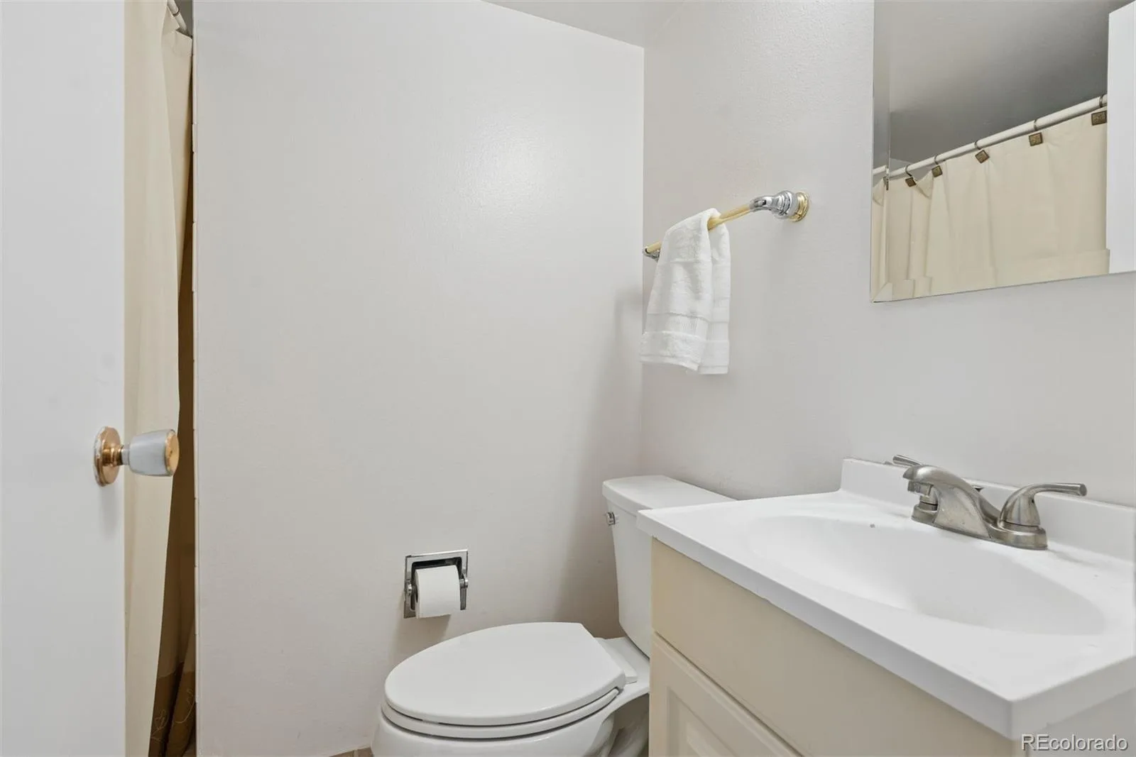 6256 S Cook Street Centennial CO 80121 | MLS #REC2431645 08232026182606 1600 27