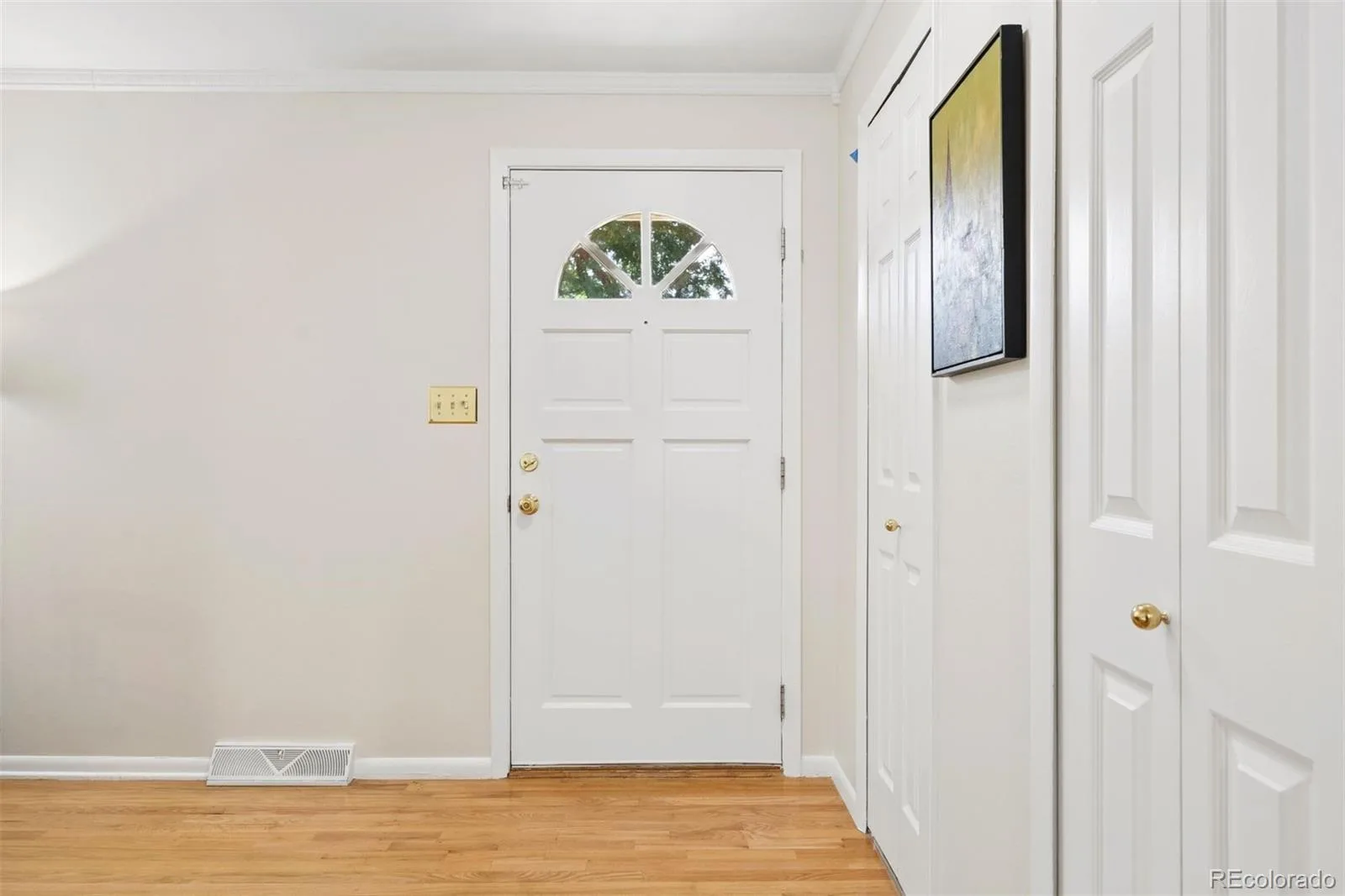 6256 S Cook Street Centennial CO 80121 | MLS #REC2431645 08232026182606 1600 5