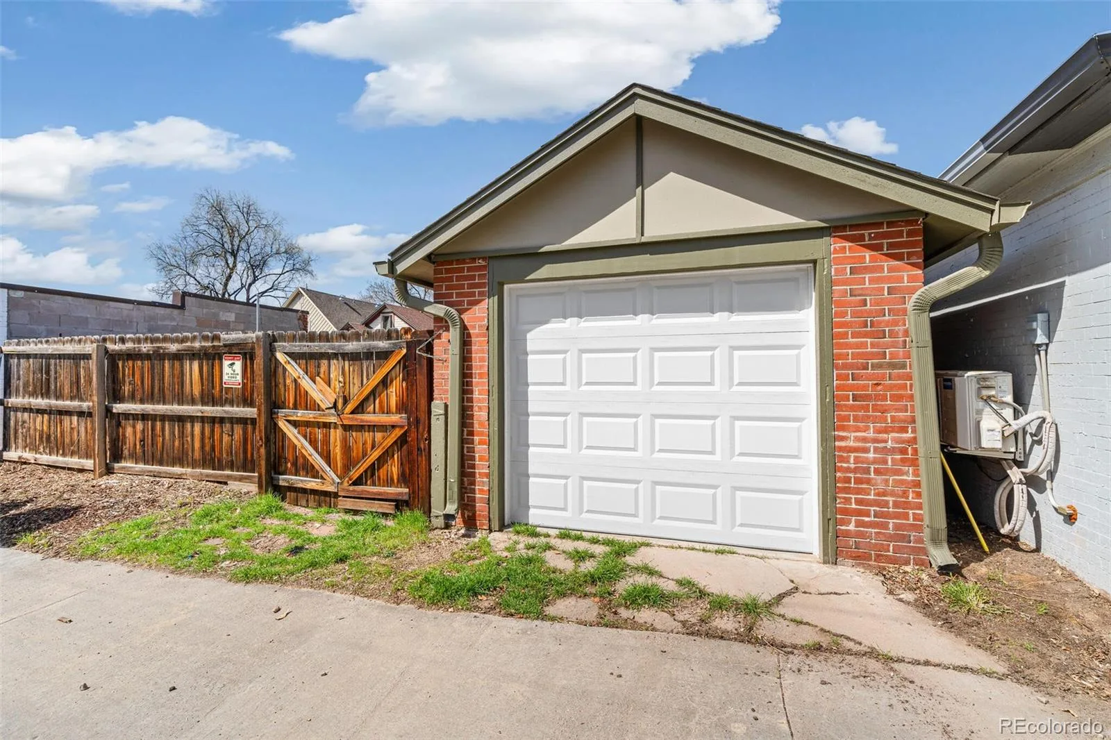 2826 Quitman Street Denver CO 80212 MLS #REC2432352 06102026045627 1600 34