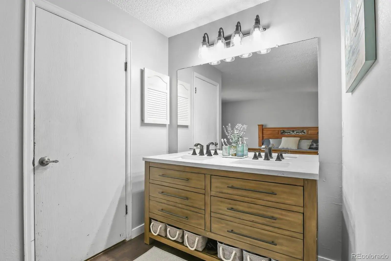 03042026041701 1600 19