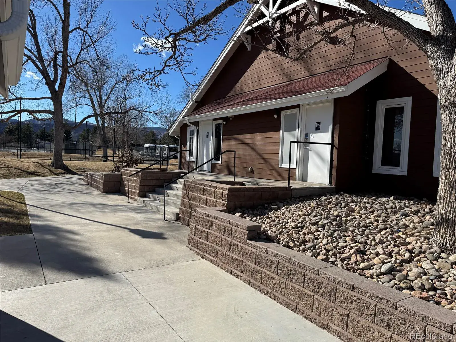 03042026041701 1600 35