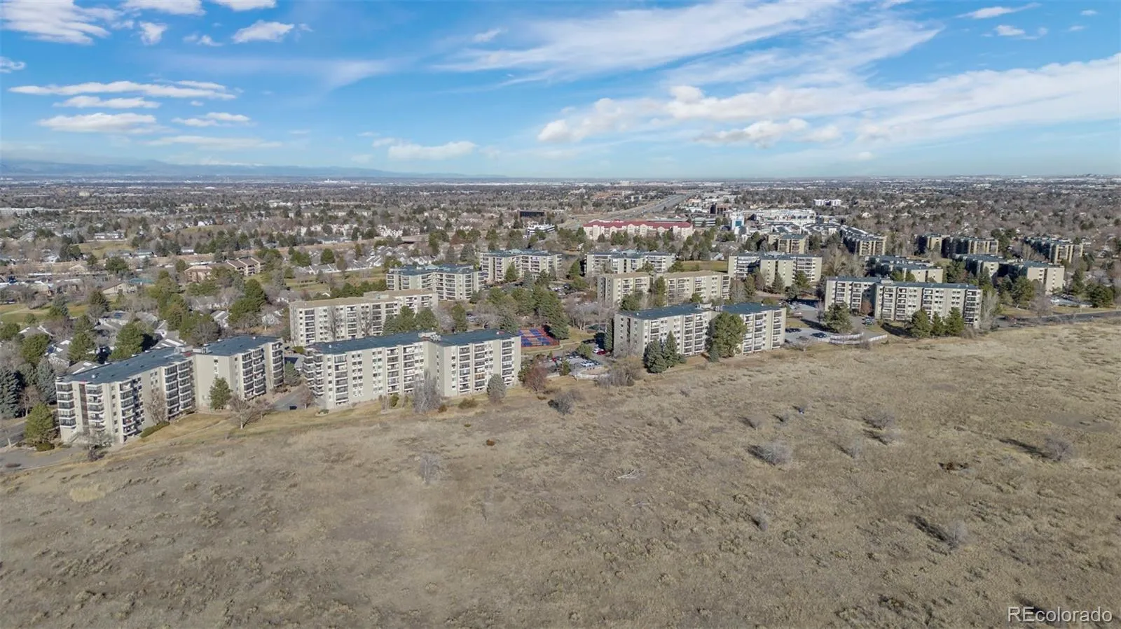 13992 E Marina Drive #407 Aurora CO 80014 MLS #REC2438388 05052026223931 1600 39