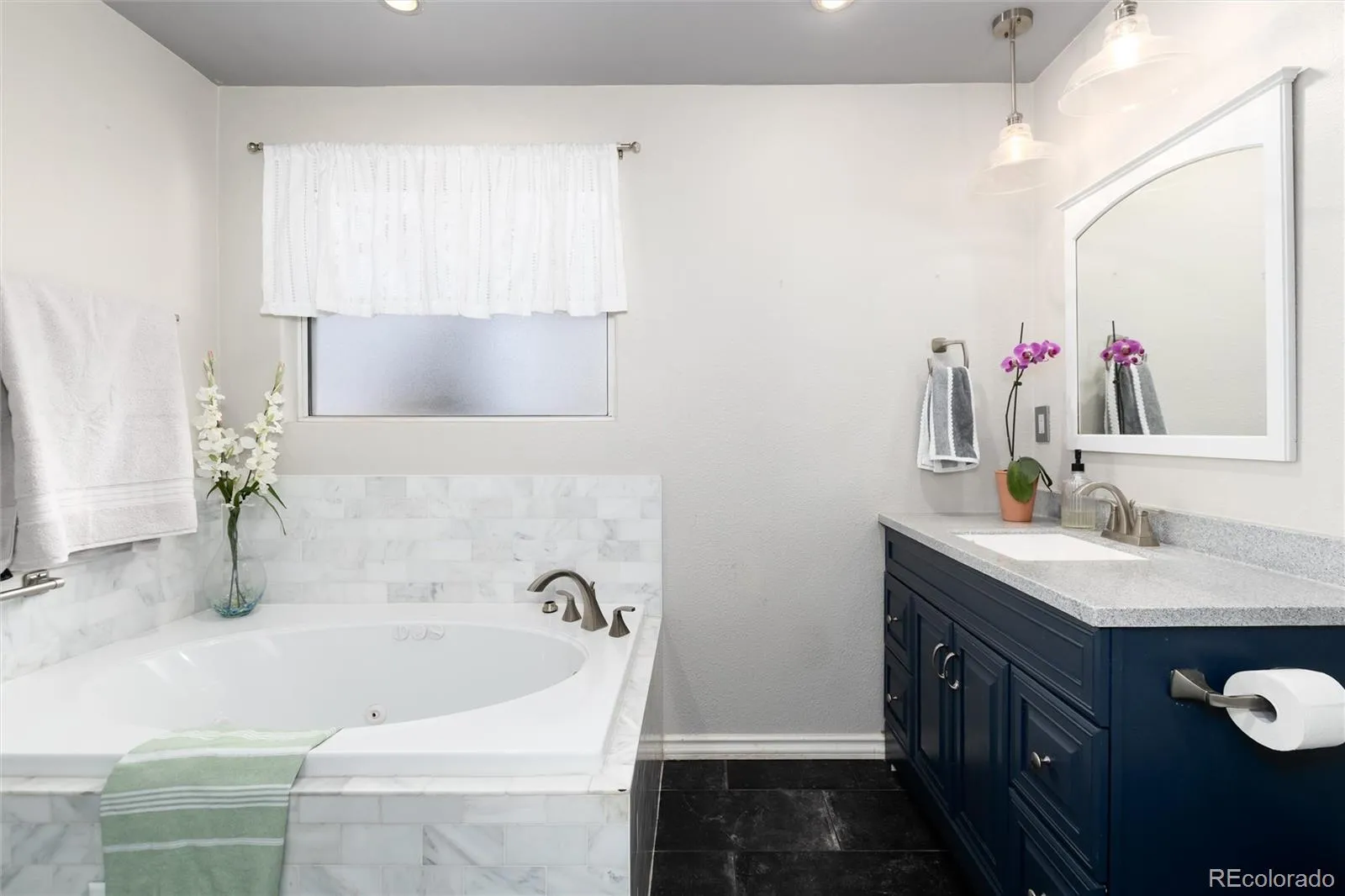 04102026194733 1600 19