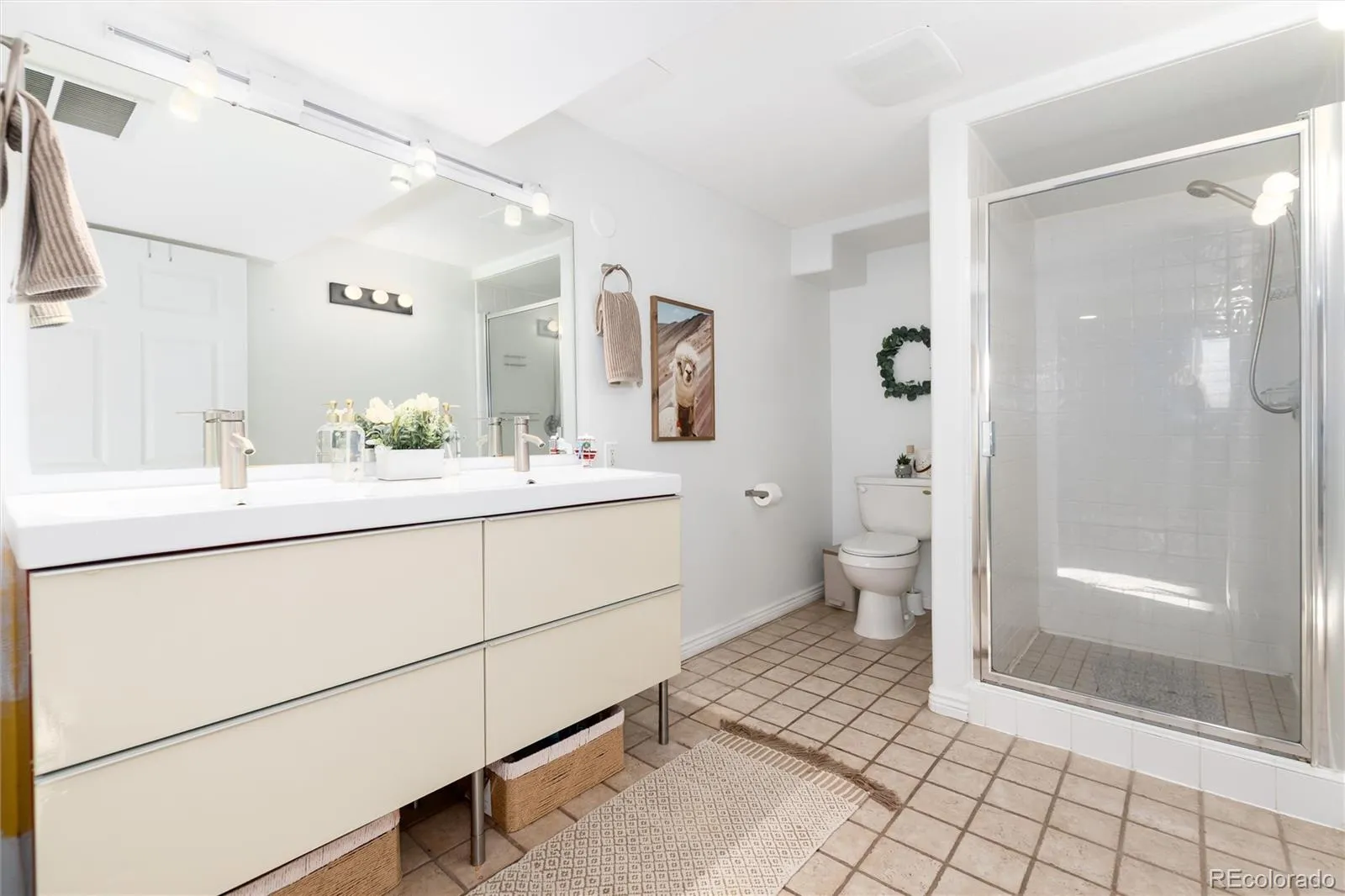 04102026194733 1600 26