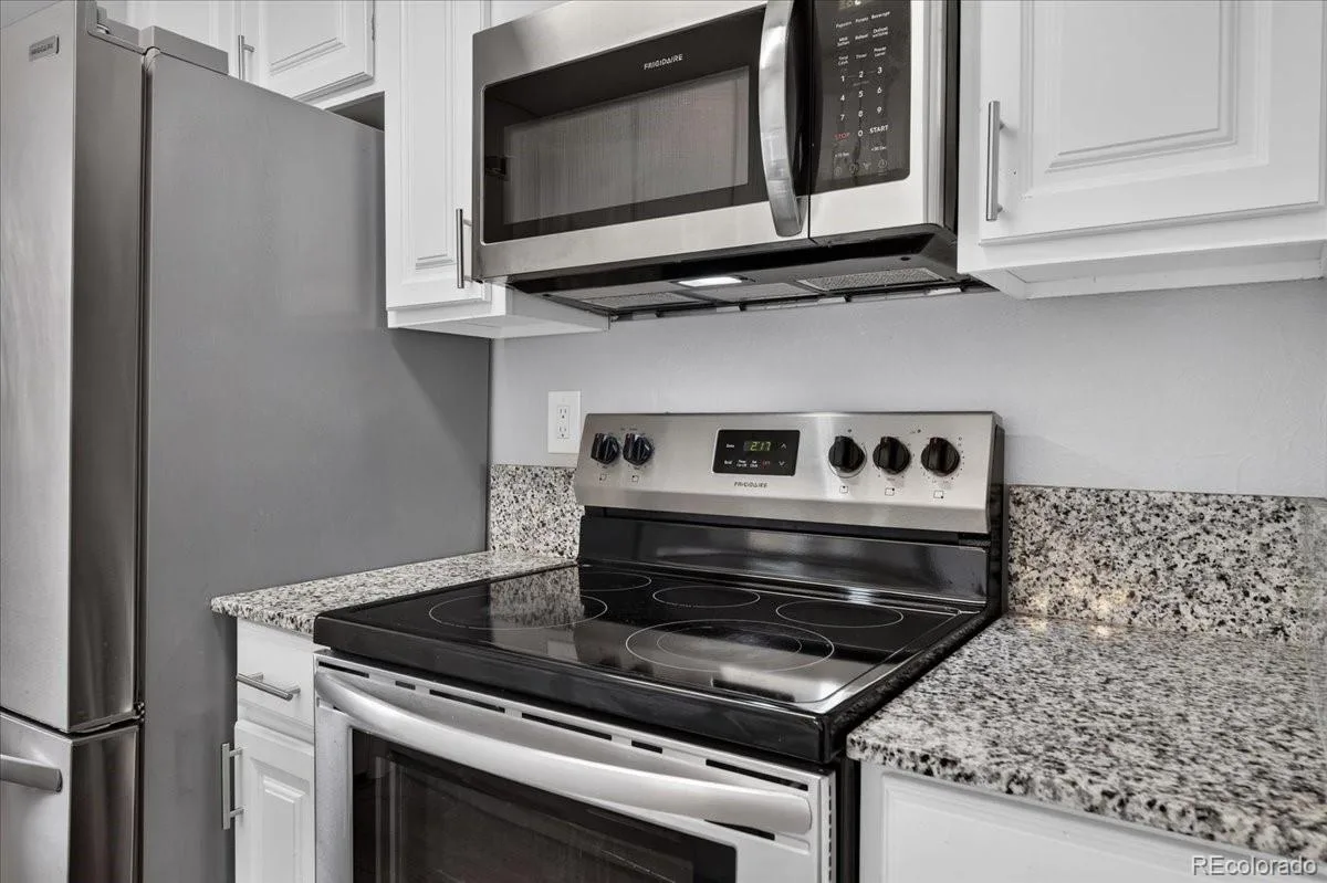 3736 S Fairplay Way Aurora CO 80014 | MLS #REC2441807 08192026160936 1200 11