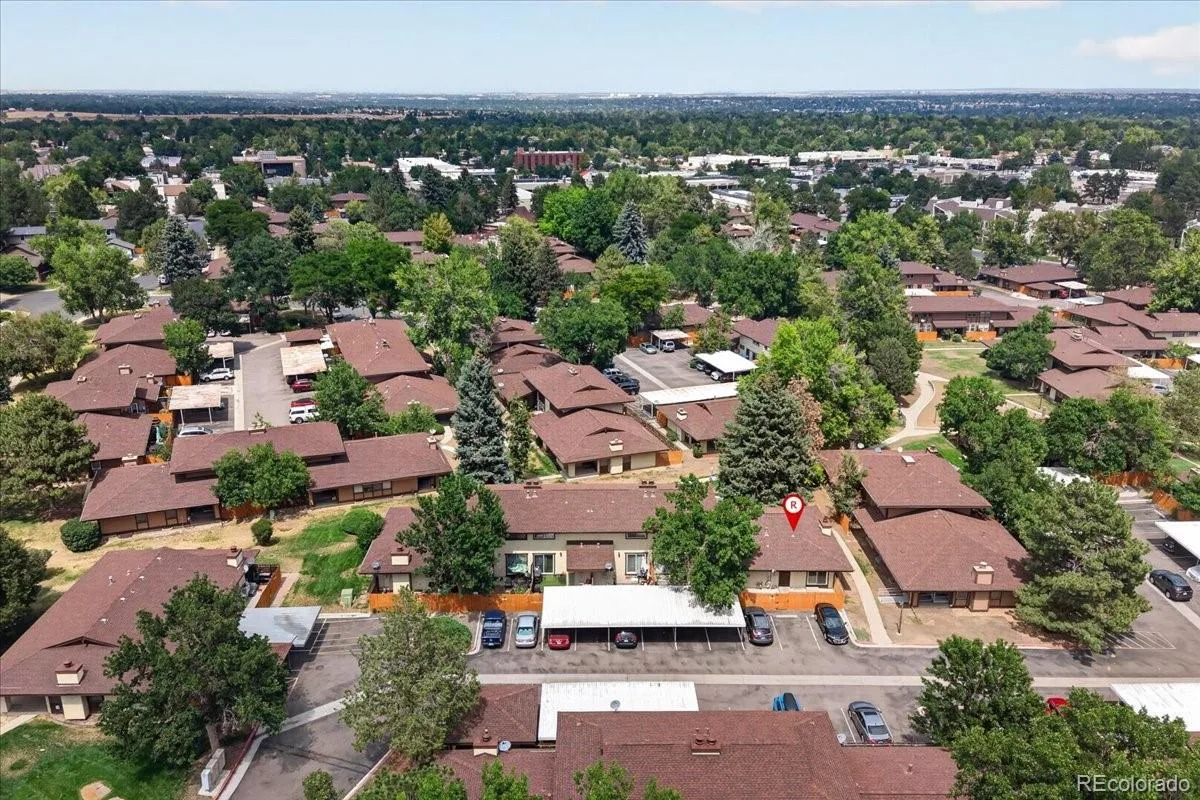 3736 S Fairplay Way Aurora CO 80014 | MLS #REC2441807 08192026160936 1200 27