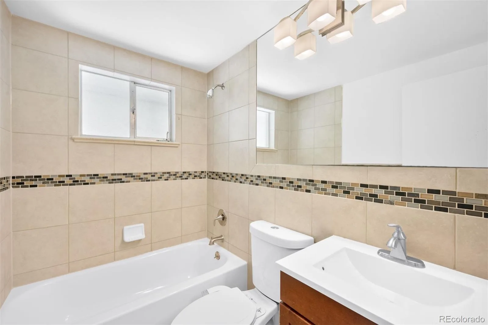 1670 S Franklin Street Denver CO 80210 | MLS #REC2442357 08212026192945 1600 11