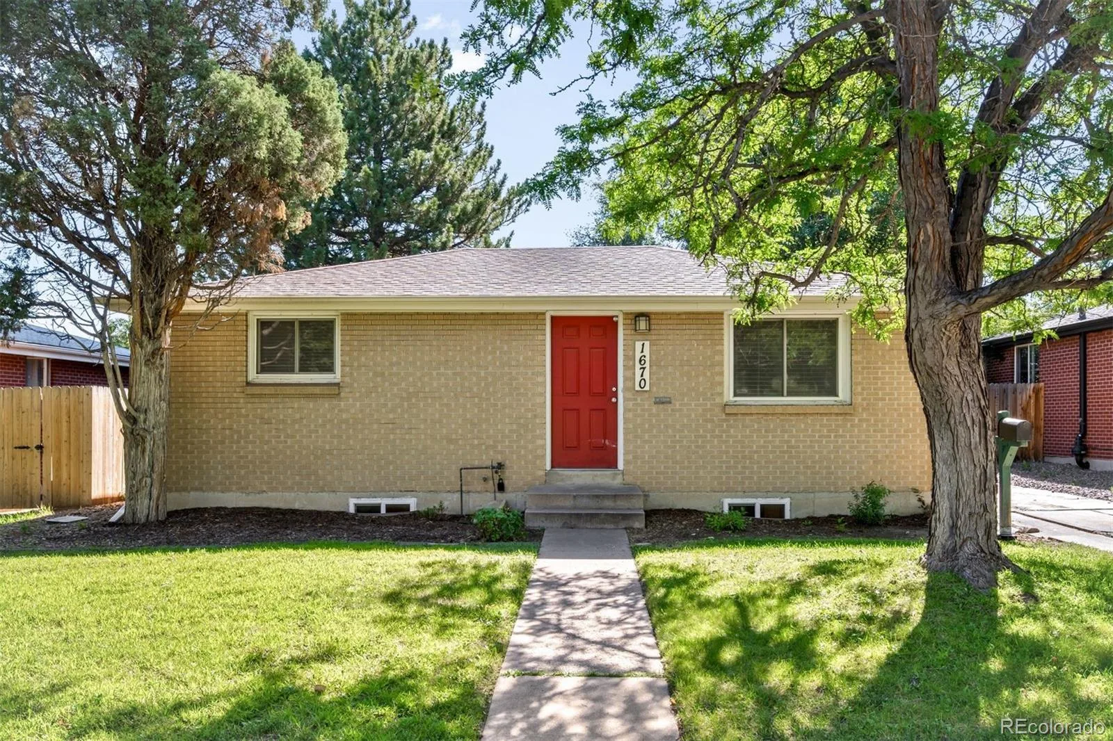 1670 S Franklin Street Denver CO 80210 | MLS #REC2442357 08212026192945 1600 21