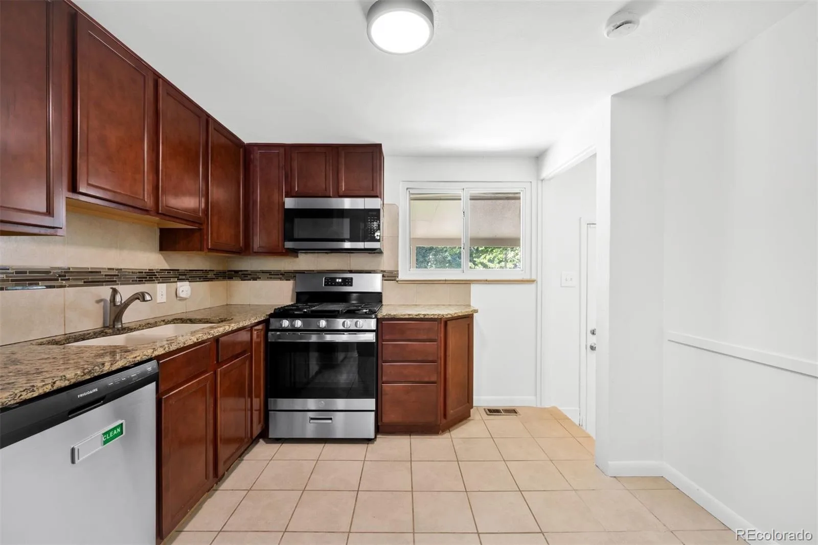 1670 S Franklin Street Denver CO 80210 | MLS #REC2442357 08212026192945 1600 8