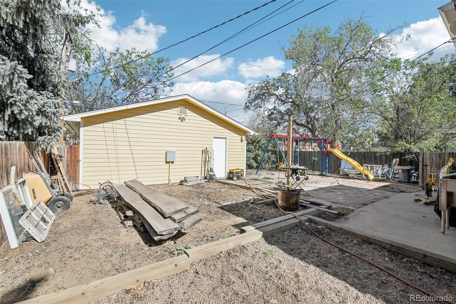 3694 S Acoma Street Englewood CO 80110 MLS #REC2446970 06092026013201 1600 23