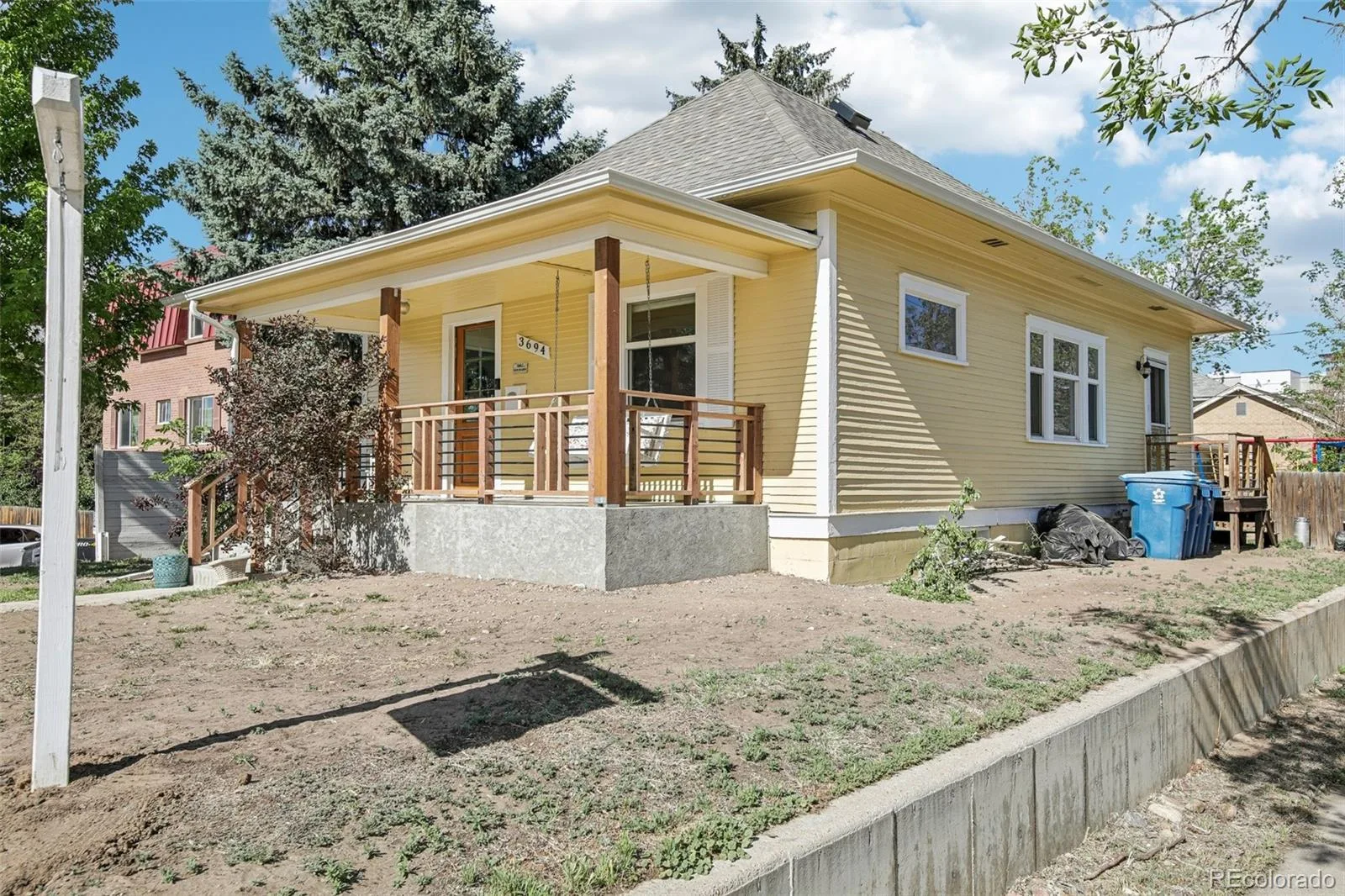 3694 S Acoma Street Englewood CO 80110 MLS #REC2446970 06092026013201 1600 5