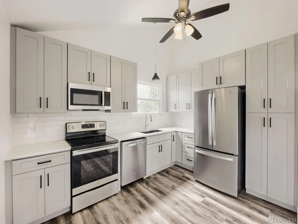 5760 W 71st Avenue Arvada CO 80003 | MLS #REC2447212 08232026203707 1200 7
