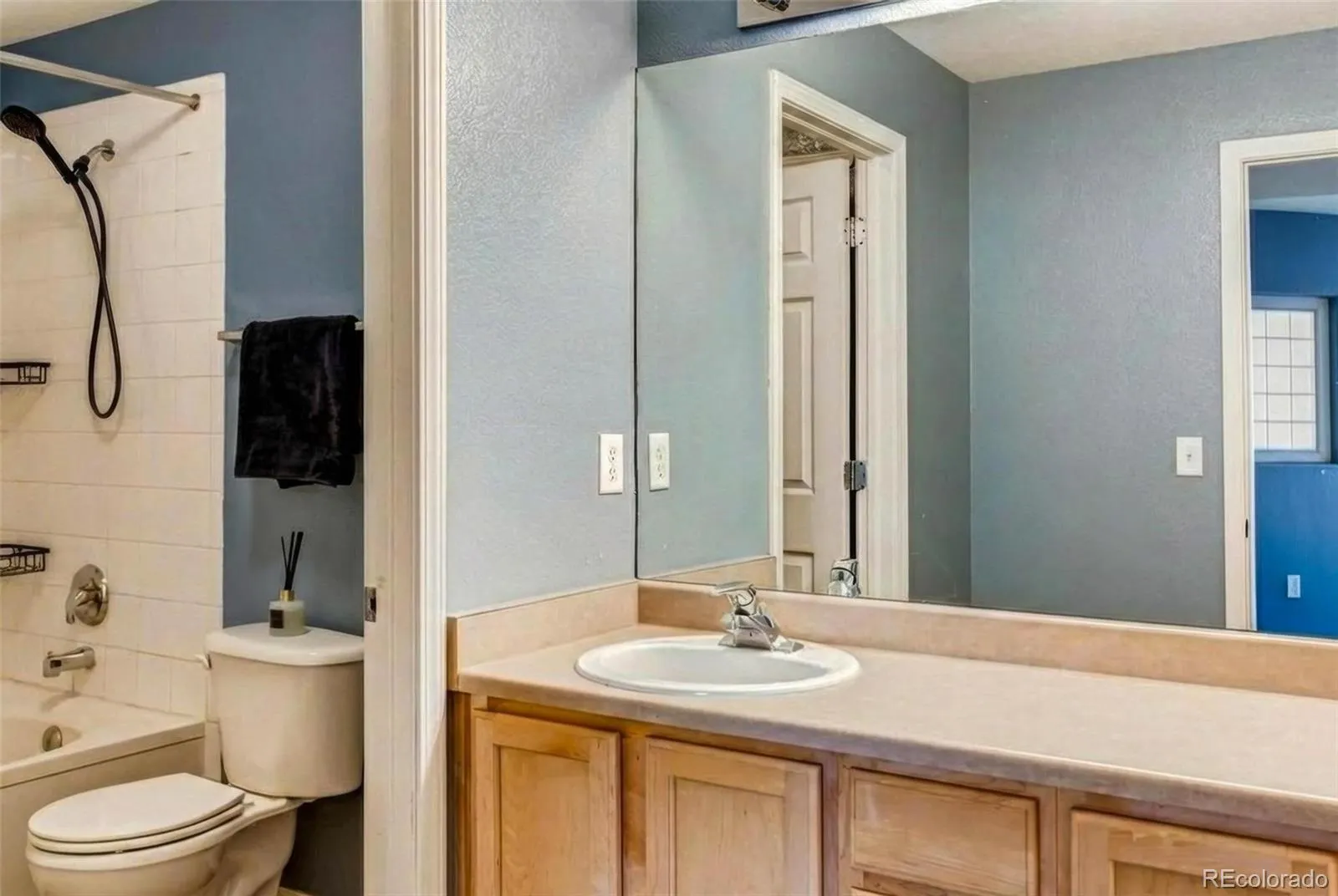 12711 Colorado Boulevard #210B Thornton CO 80241 MLS #REC2449638 05282026014132 1600 14