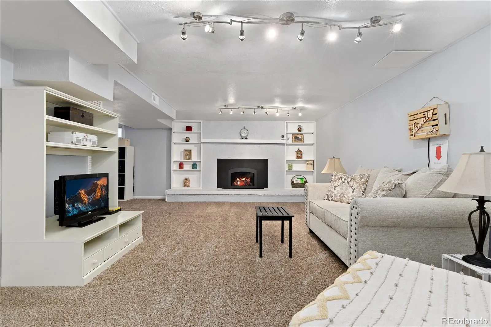 03132026042945 1600 17