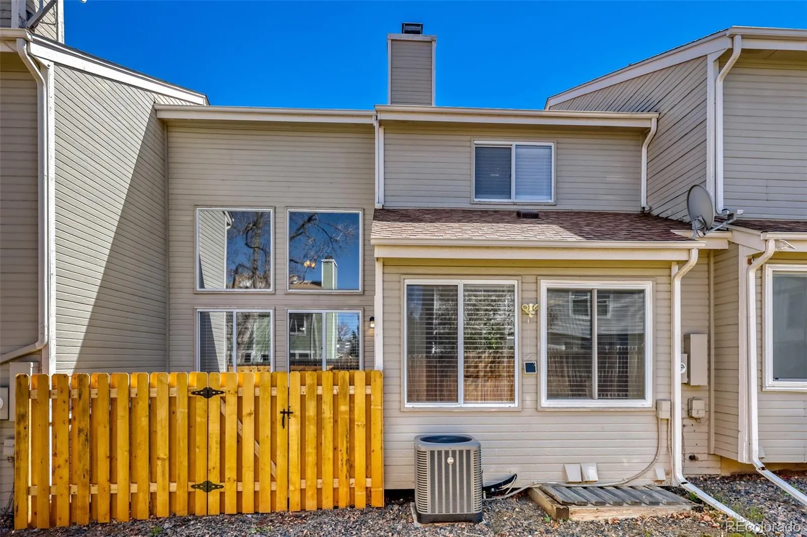 4927 S Eagle Circle Aurora CO 80015 MLS #REC2455433 05162026080243 1600 25
