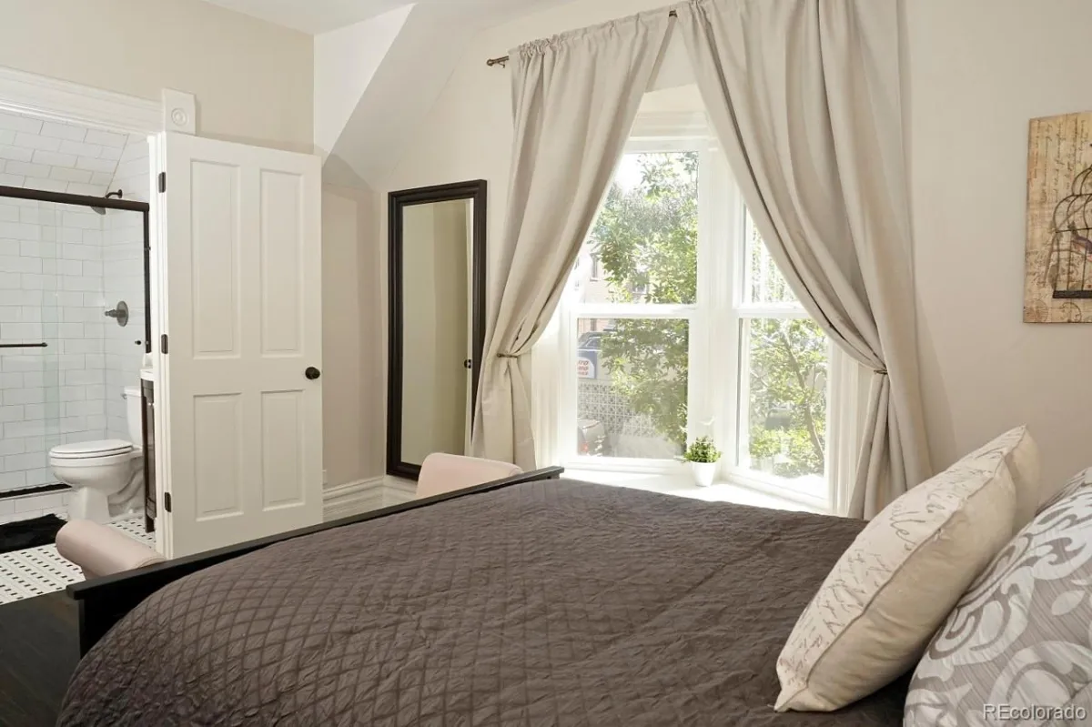 04142026222543 1200 27