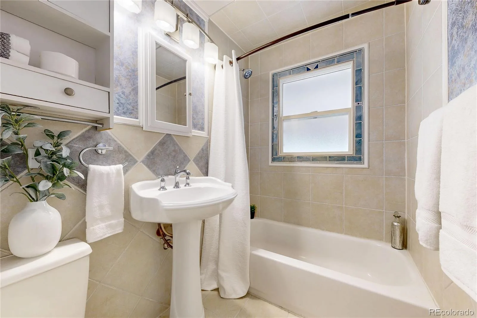 3290 S Elati Street Englewood CO 80110 | MLS #REC2457111 08182026231633 1600 7
