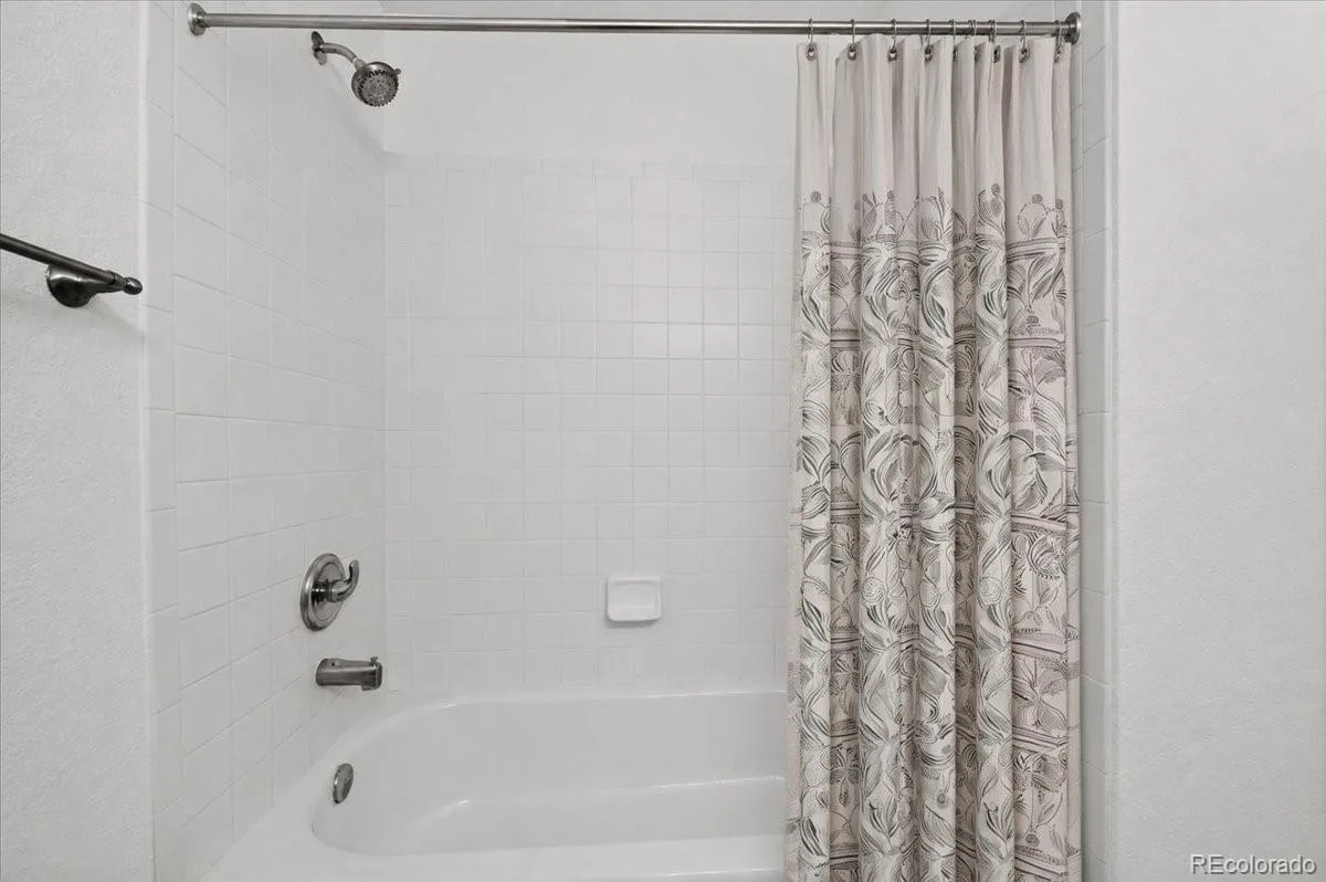 2122 S Fulton Circle #103 Aurora CO 80247 | MLS #REC2457188 08062026051607 1200 18