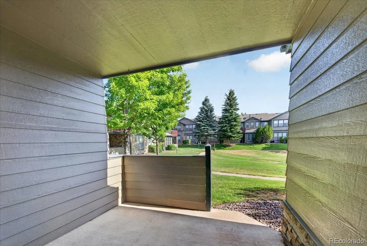 2122 S Fulton Circle #103 Aurora CO 80247 | MLS #REC2457188 08062026051607 1200 24