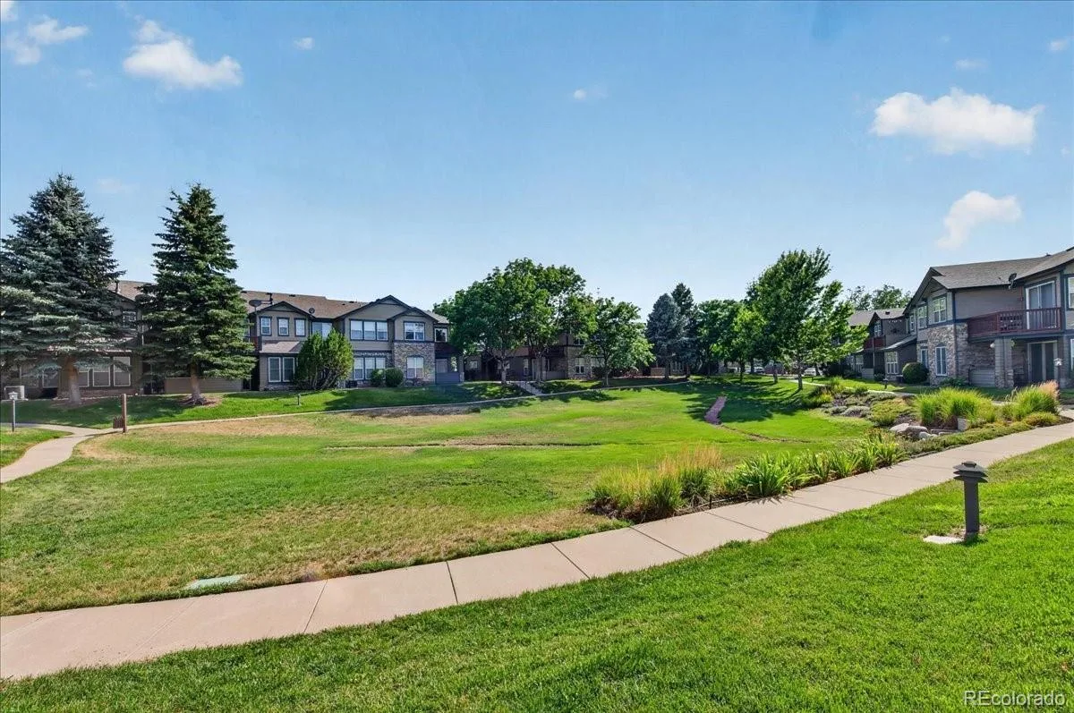 2122 S Fulton Circle #103 Aurora CO 80247 | MLS #REC2457188 08062026051607 1200 25
