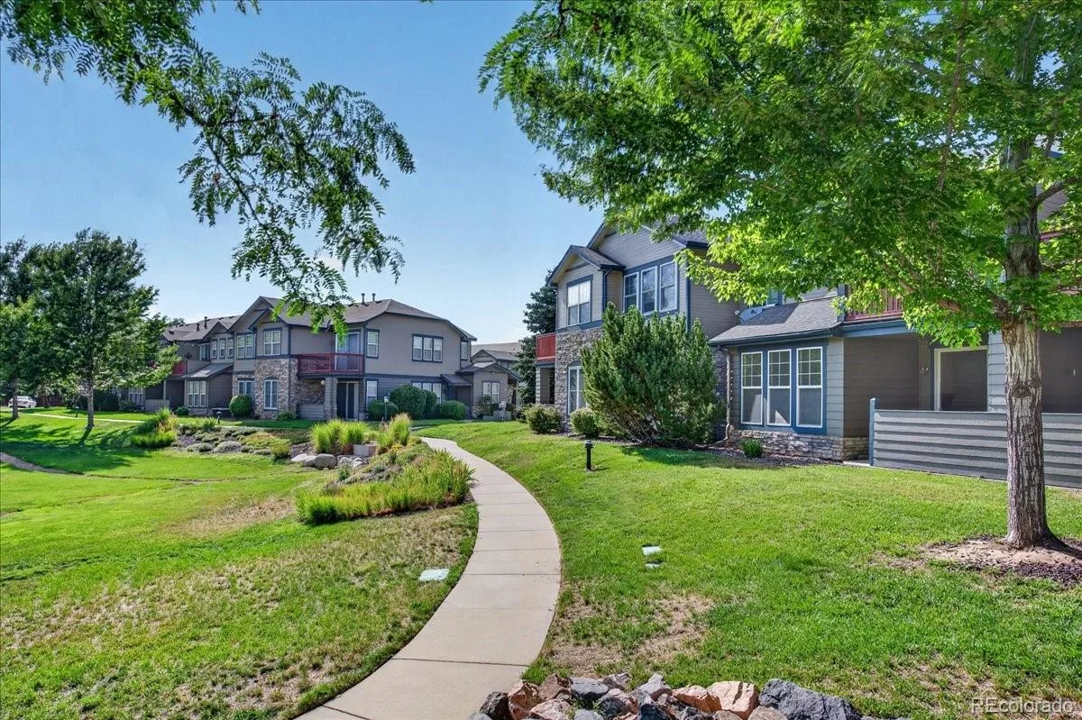 2122 S Fulton Circle #103 Aurora CO 80247 | MLS #REC2457188 08062026051607 1200 26