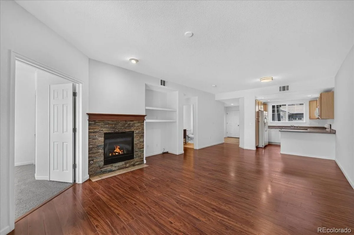 2122 S Fulton Circle #103 Aurora CO 80247 | MLS #REC2457188 08062026051607 1200 7