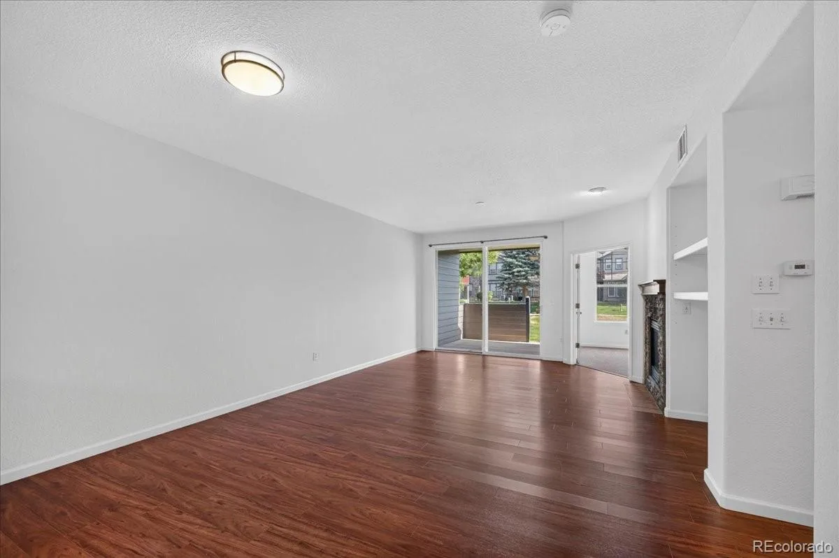 2122 S Fulton Circle #103 Aurora CO 80247 | MLS #REC2457188 08062026051607 1200 9