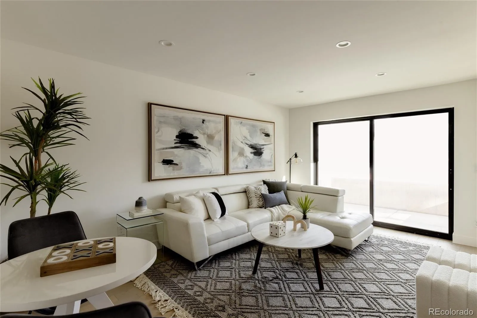 04172026140952 1600 21